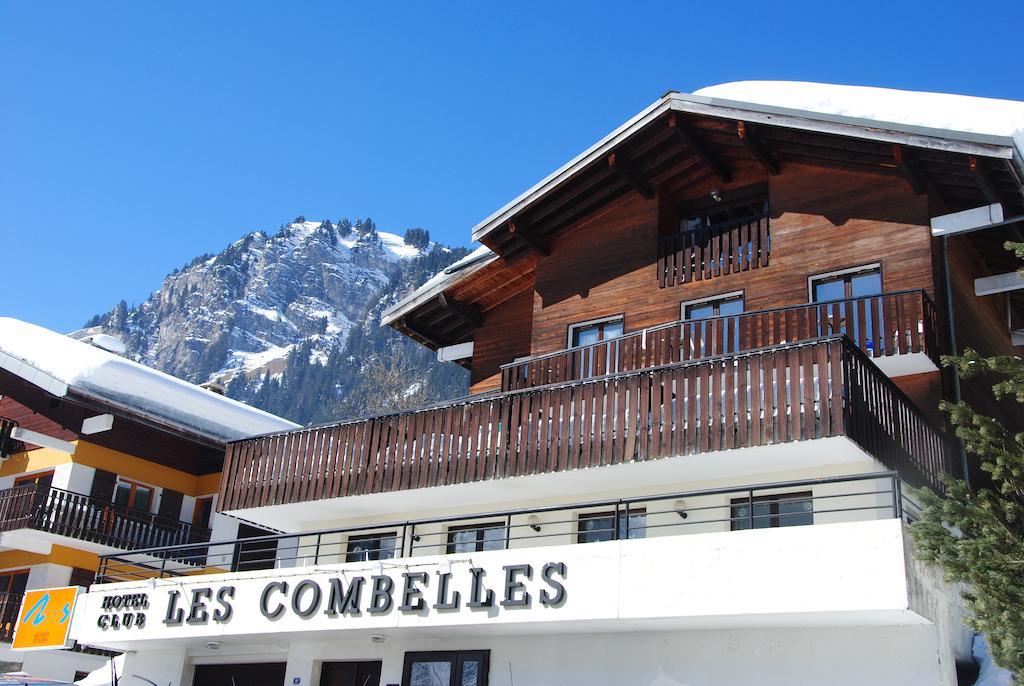 Hotel Les Combelles Chatel Bagian luar foto