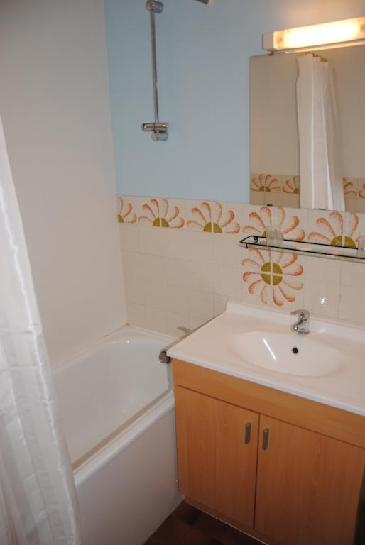 Hotel Les Combelles Chatel Ruang foto